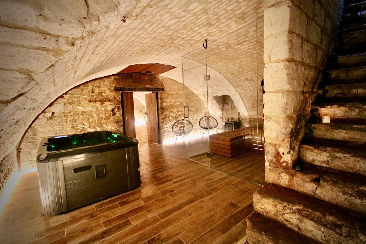 Spa Gaalor***** - Jacuzzi & Sauna A Rouen Exterior foto